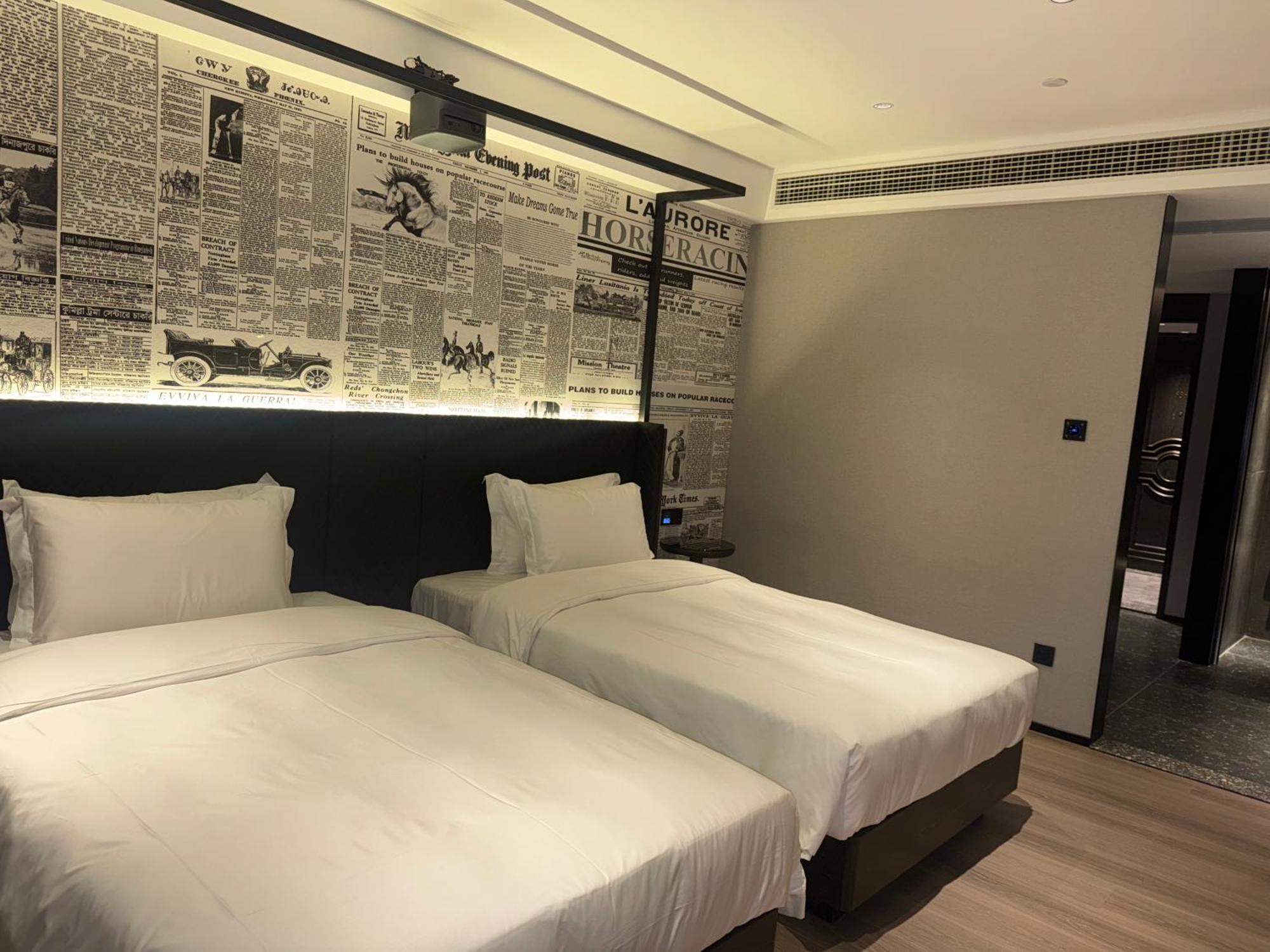 Paco Hotel Datang Metro Canton Esterno foto